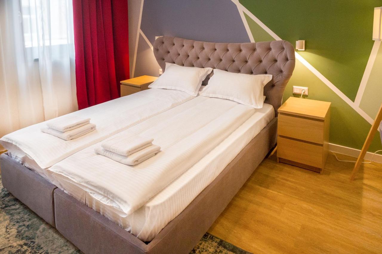 H11 Downtown Apartments Târgu-Mureş Esterno foto